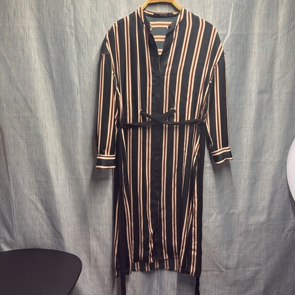 Zara long sleeve tie up dress size XS - Picture 5 of 10
